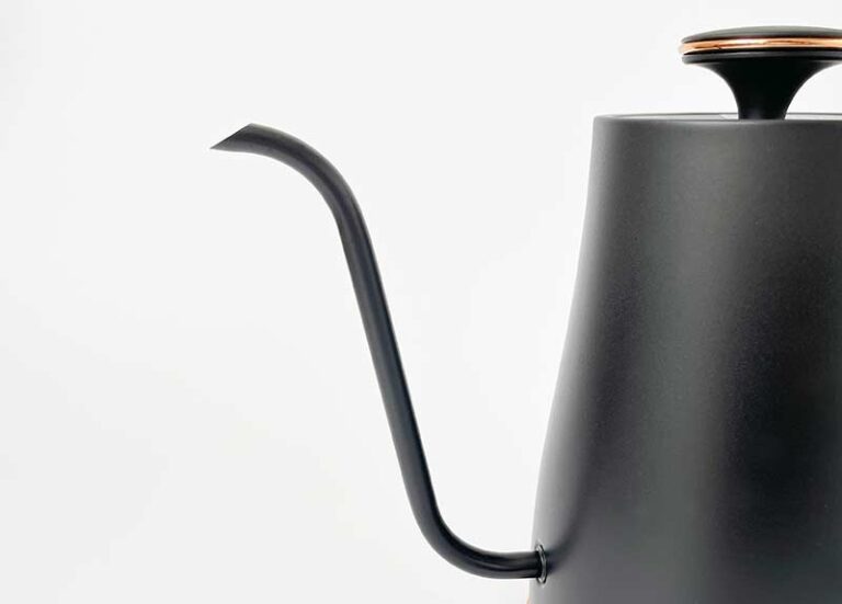 【一人暮らしミニマリスト愛用】山善の細口電気ケトル