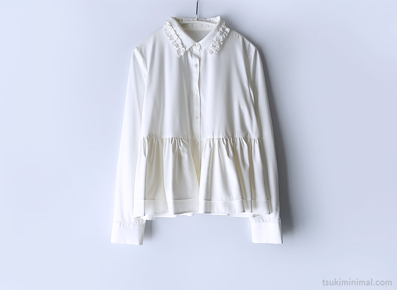 NATURAL BEAUTY BASICフリルカラーブラウス